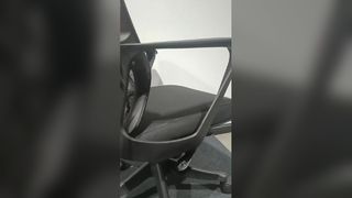 Sedia da ufficio girevole nera comfort ergonomico