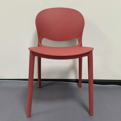 Buon prezzo Sedia da pranzo moderna in plastica facile da pulire, ideale per ufficio, caffetteria e casa, design leggero, resistente e confortevole in linea